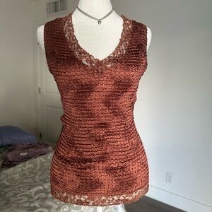 NICOLA Lace Detail Top in Rust